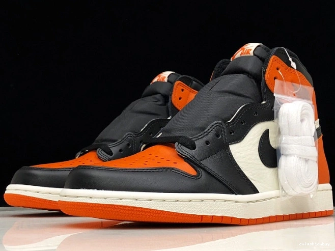 Backboard555088-005 Shattered Jordan High Retro Air OG 1 0721